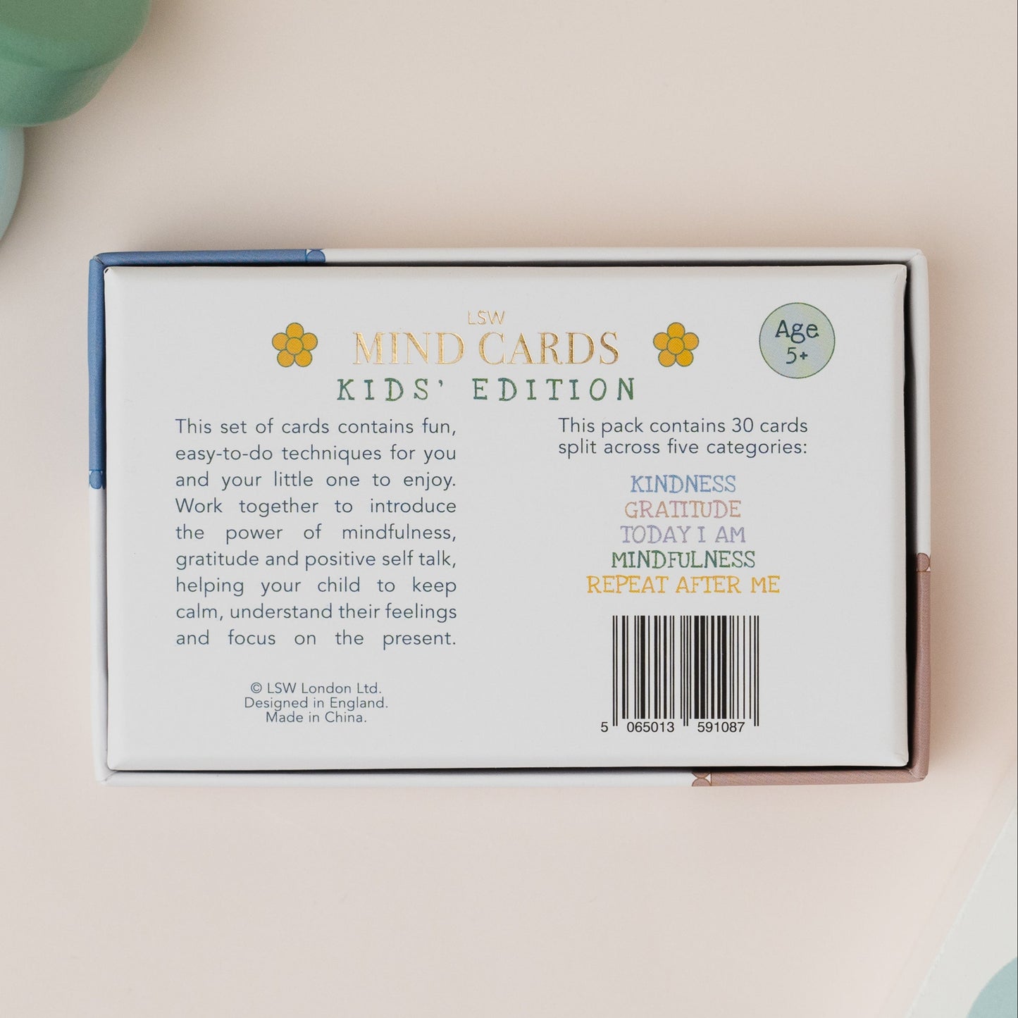 Box of 'Mind Cards Kids' Edition' on a light background